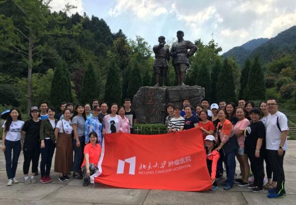运动版宝马X2实车曝光!溜背车身或不超25万,换装高功率2.0T四驱